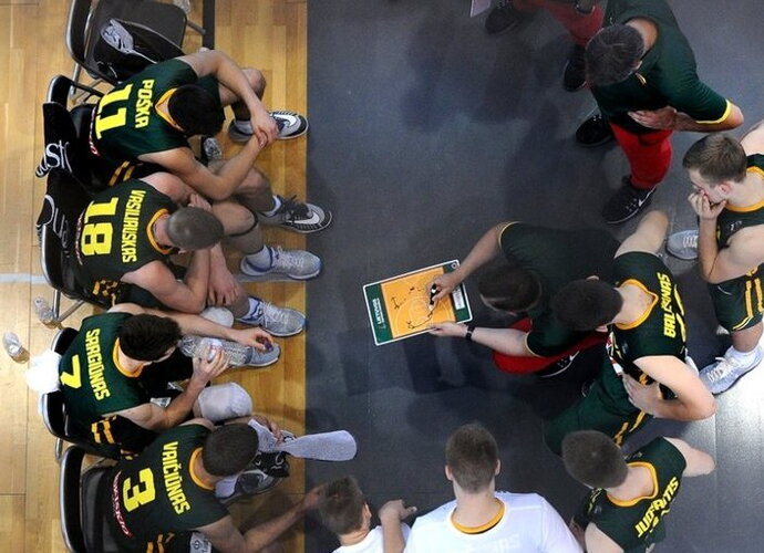 Geri rinktinių rezultatą verčia pamiršti individualiai stiprių žaidėjų trūkumo problemą (FIBA Europe nuotr.)