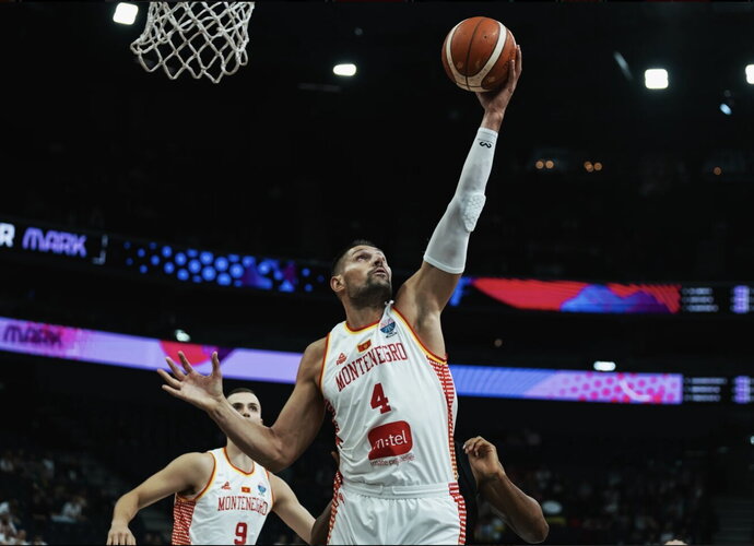 N.Vučevičius yra pagrindinis Juodkalnijos ginklas (FIBA nuotr.)