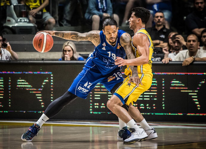 Herclijos komanda pasiekė finalą