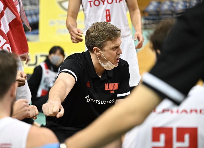 D.Adomaitis sėkmingai dirba Japonijoje