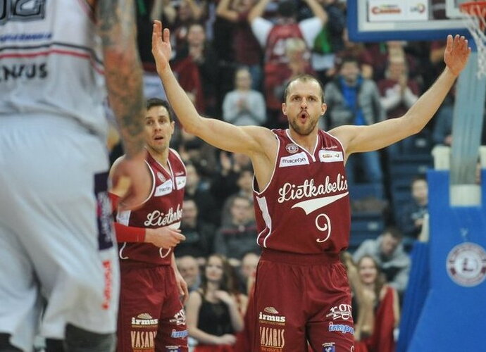 Panevėžyje vyko įdomi kova (Žygimantas Gedvila, Fotodiena.lt)