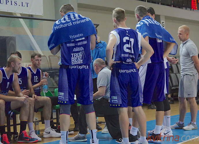 „Vytautas“ patyrė nesėkmę (kvitrina.com nuotr.)