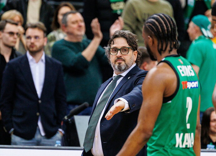A.Trinchieri negailėjo gerų žodžių K.Evansui (BNS nuotr.)