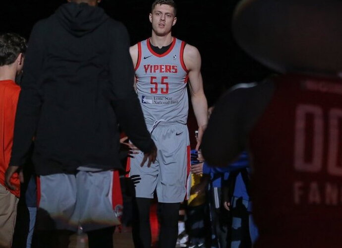 I.Hartensteinas keliasi į NBA