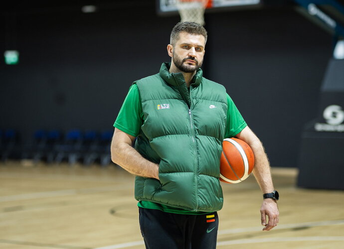 L.Kleiza apžvelgė rinktinės reikalus (BNS nuotr.)