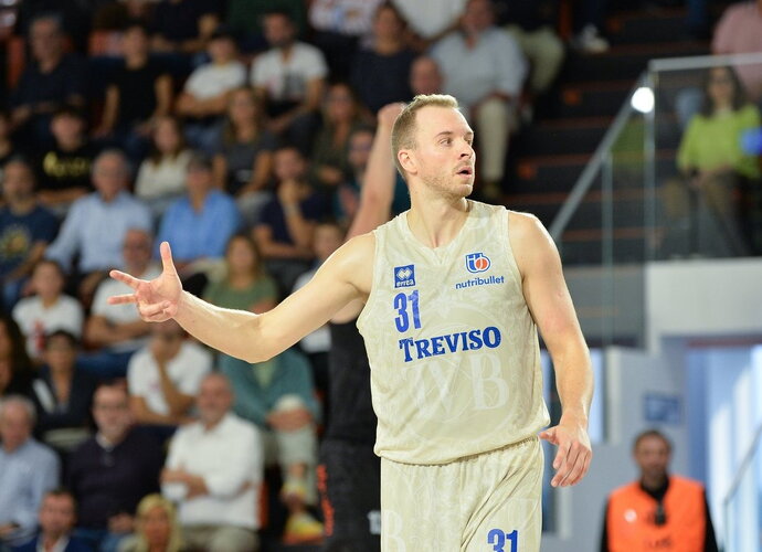O.Olisevičius pelnė 23 taškus