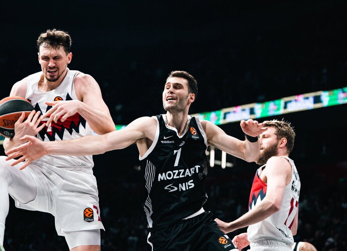 G.Radzevičius pelnė 4 taškus