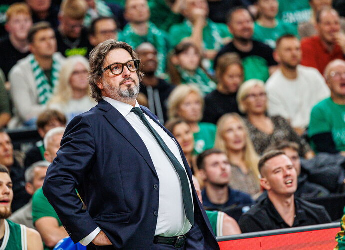A.Trinchieri ruošiasi mačui Paryžiuje (BNS nuotr.)