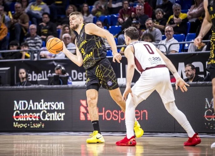R.Giedraitis surinko dviženklį naudingumo balų skaičių (FIBA nuotr.)