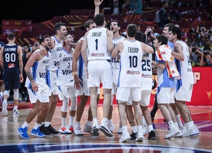 Argentina kausis dėl aukso (FIBA nuotr.)