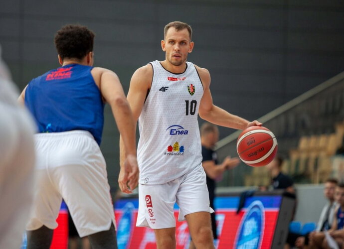 D.Domarkas pelnė 2 taškus