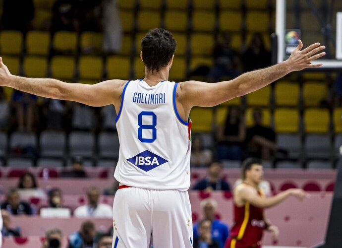 D.Gallinari atsisveikino su krepšiniu (FIBA Europe nuotr.)