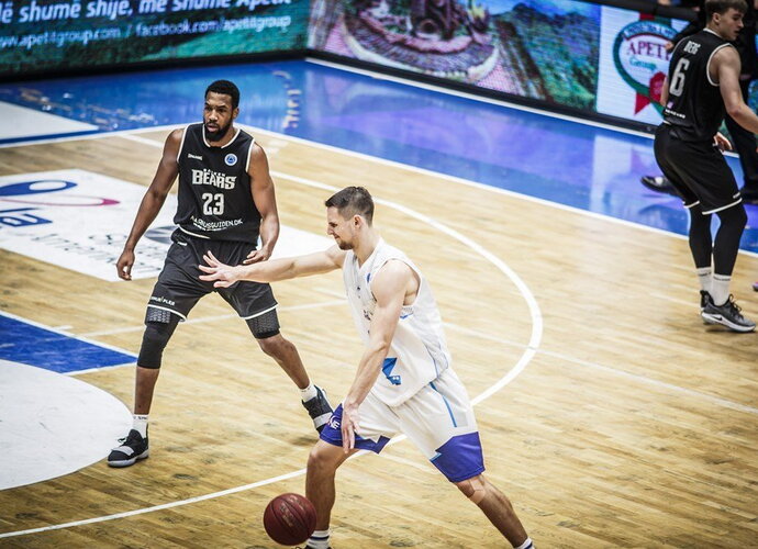 D.Krestininui Europoje šį sezoną liko vienas mačas (FIBA Europe nuotr.)