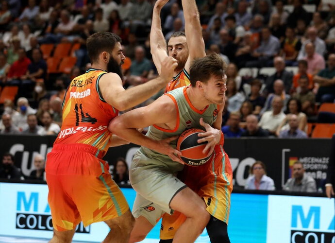 M.Kotsaras solidžiai debiutavo Eurolygoje (Euroleague.net)