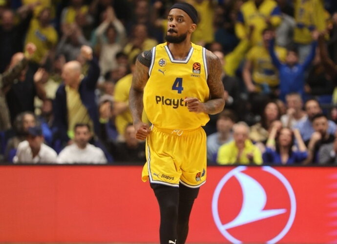 „Maccabi“ sėkmingai žaidžia ketvirtfinalį