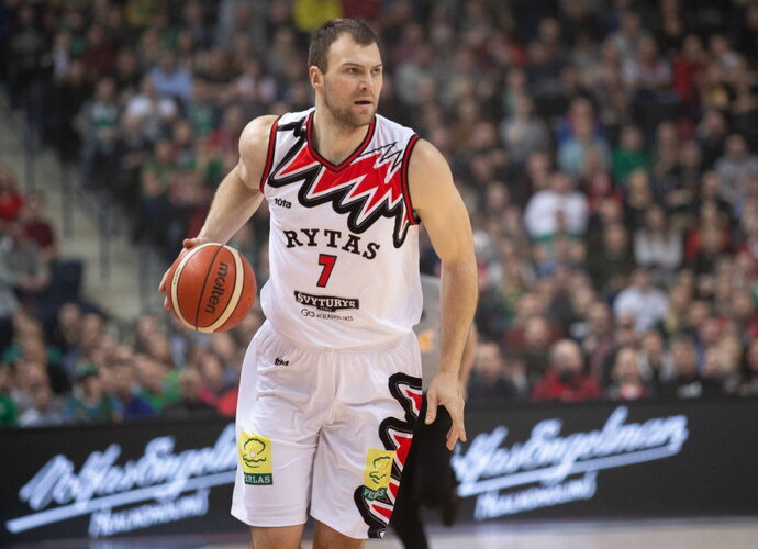 A.Parachovskis vedė į priekį klubą (BNS nuotr.)