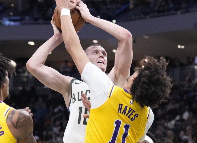 A.Pasečnikas vietos „Bucks“ sudėtyje nerado (Scanpix nuotr.)