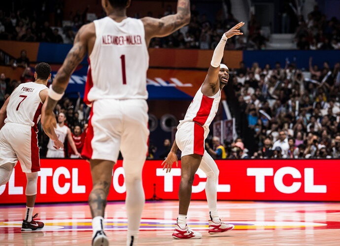 Sh.Gilgeousas-Alexanderis siautėjo ant parketo (FIBA nuotr.)