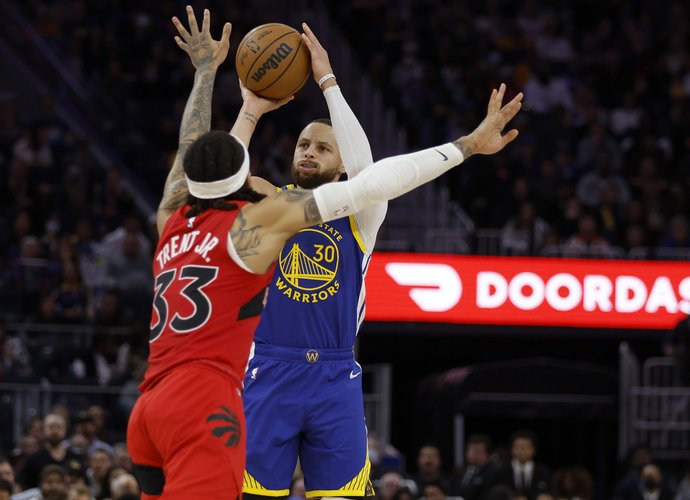 S.Curry dėl traumos nežais mažiausiai iki vasario pabaigos (Scanpix nuotr.)