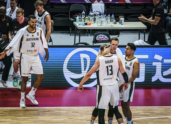 Vokietijos rinktinė žengė į olimpiadą (FIBA nuotr.)