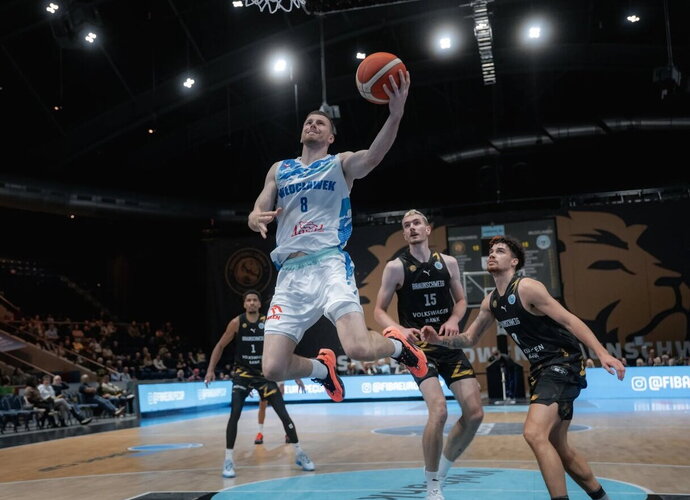 Lenkijos klubui atstovaujantis J.Furmanavičius nesužibo (FIBA nuotr.)