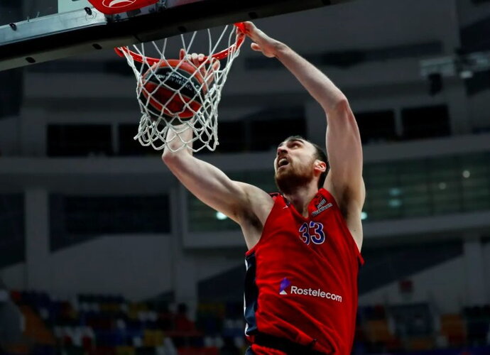 N.Milutinovas Maskvos palikti nesiruošia (Euroleague.net)