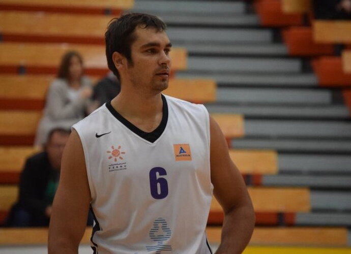 V.Volkus įmetė 15 taškų