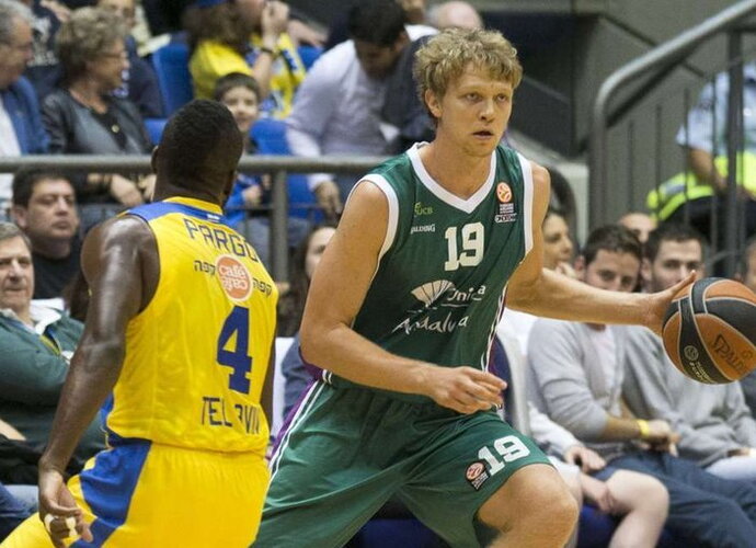 M.Kuzminskas prie pergalės pridėjo 8 taškus (Scanpix nuotr.)