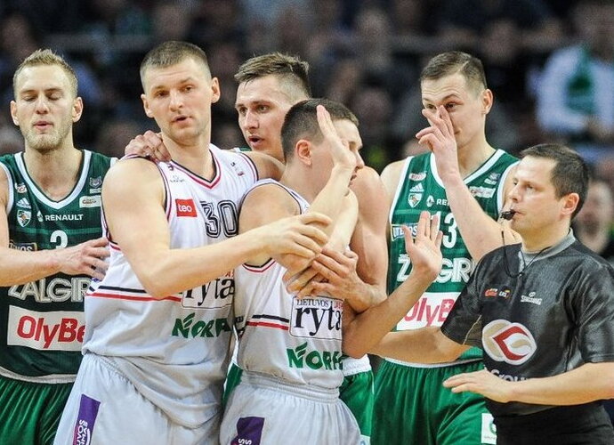 Užsienio arbitrų LKL rungtynėse nebus (Fotodiena.lt)