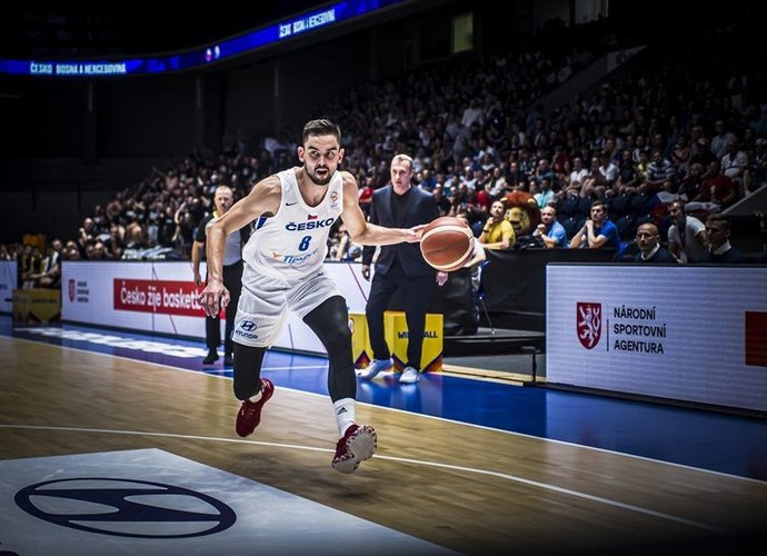 T.Satoransky beveik užtikrino savo šaliai vietą kitame etape (FIBA nuotr.)