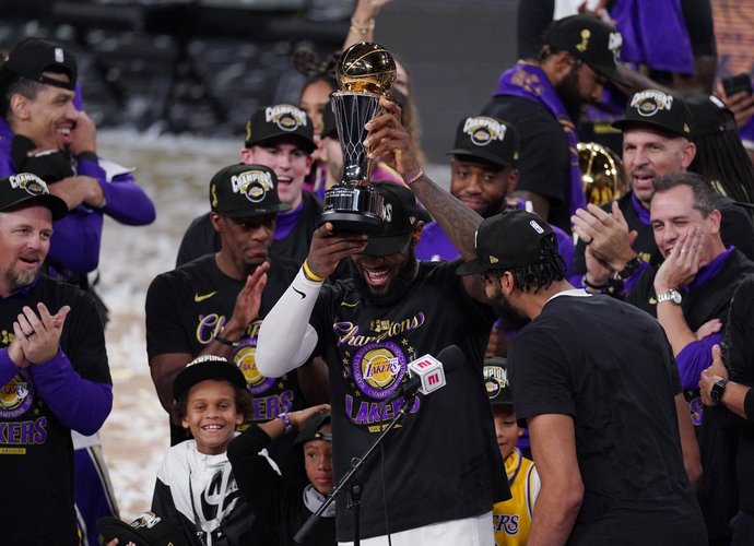 „Lakers“ tapo čempione (Scanpix nuotr.)