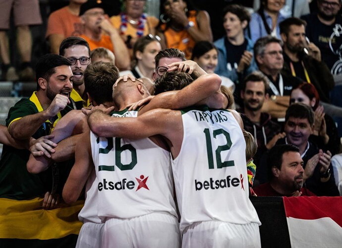 3x3 rinktinės liko be medalių (FIBA nuotr.)