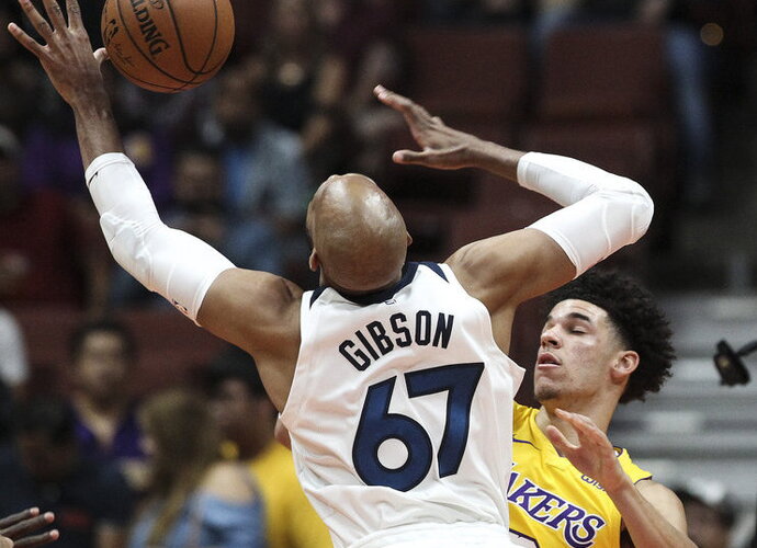 T.Gibsonas įsirašė į NBA istoriją (Scanpix nuotr.)
