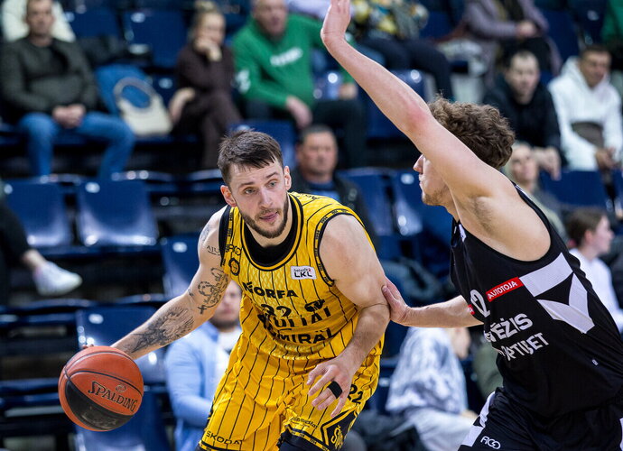 T.Jogėla patyrė lūžį (Foto: Rokas Lukoševičius)