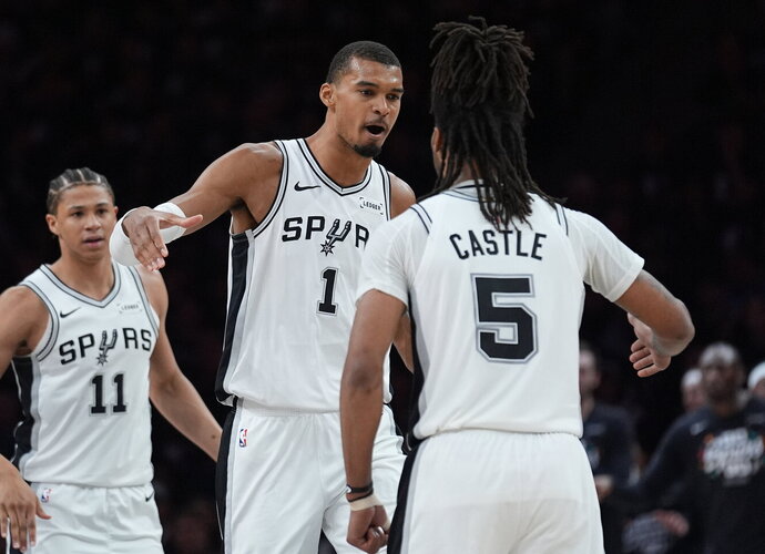 „Spurs“ iškovojo pergalę (Scanpix nuotr.)