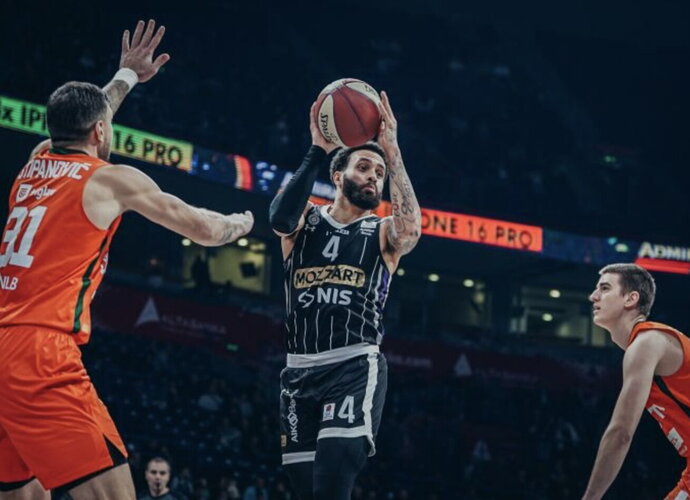 D.Washingtonas pastaruoju metu spindi