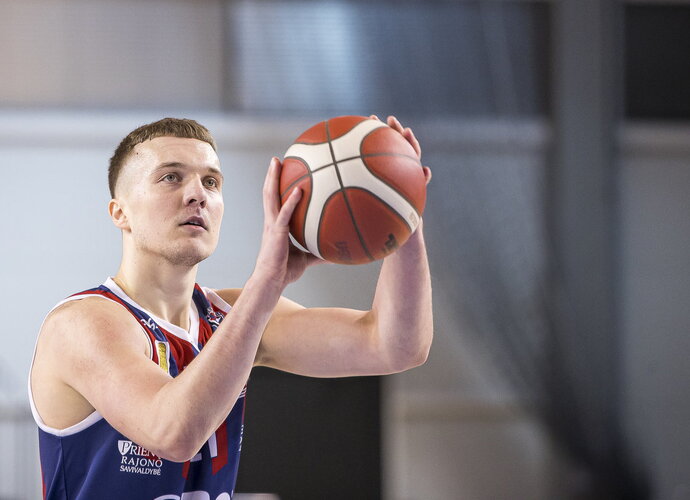 E.Venskus pelnė 7 taškus (LKL nuotr.)