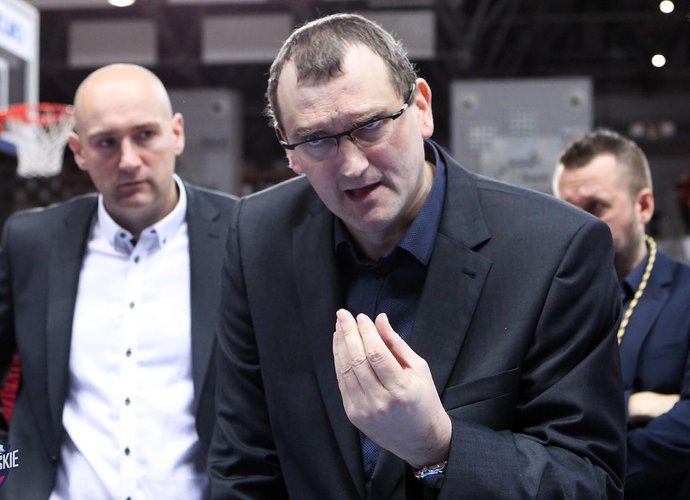 M.Budzinauskas grįžta namo kovoti su vėžiu
