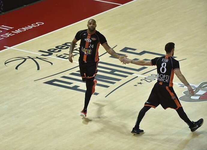 Titulas atiteko Le Mano krepšininkams