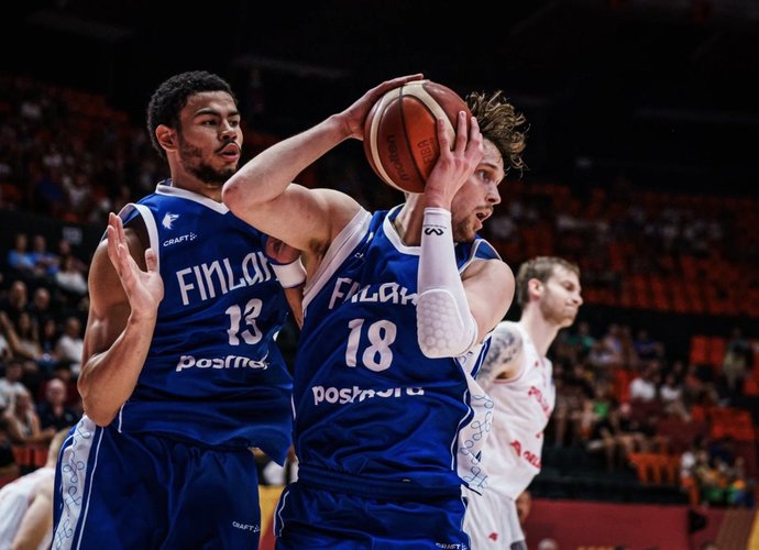 Suomiai tęsia kovas (FIBA nuotr.)