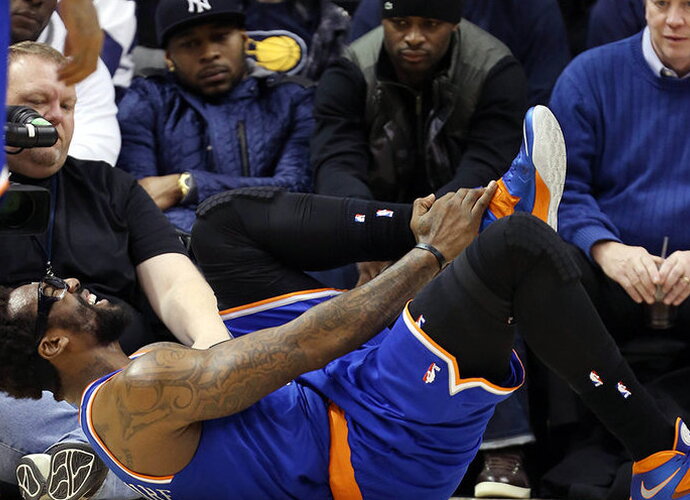A.Stoudemire'as jau pakeliui į Dalaso klubą (Scanpix nuotr.)