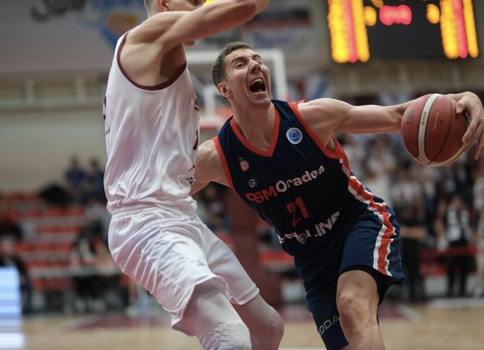 P.Petrilevičius įmetė 13 taškų (FIBA Europe nuotr.)