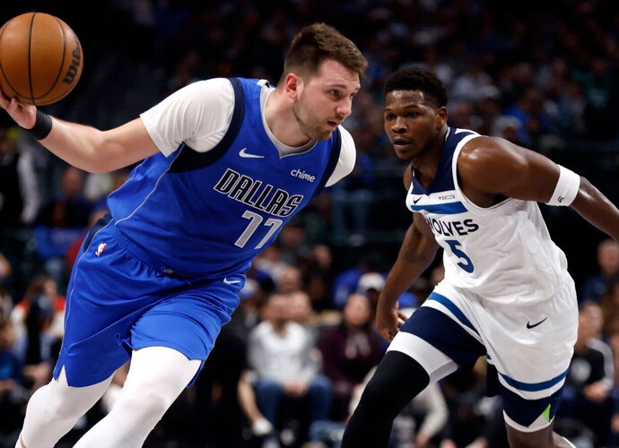 „Mavericks“ užsikūrė jau iškritus L.Dončičiui (Scanpix nuotr.)