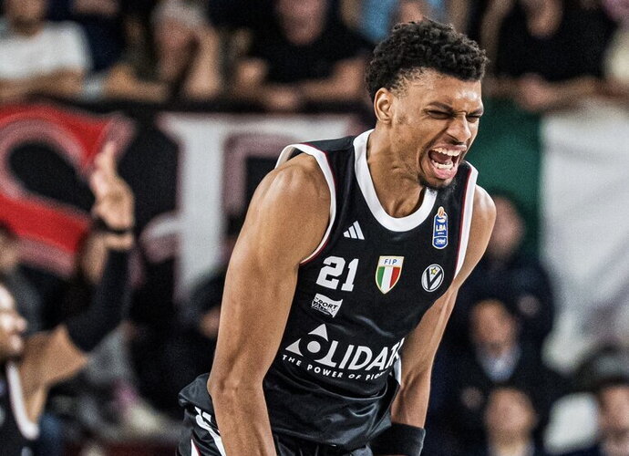 „Virtus“ sėkmingai žaidžia Italijoje