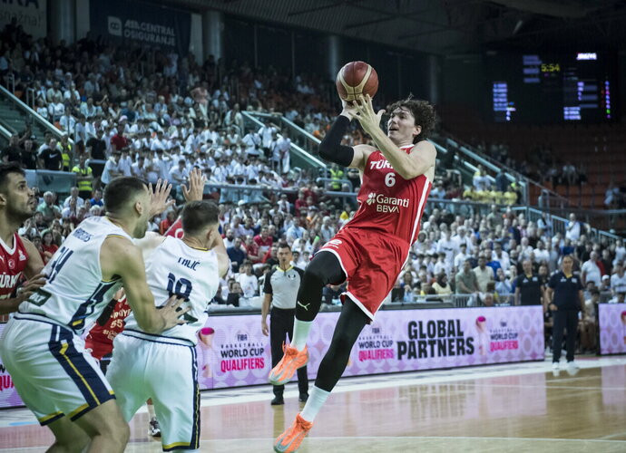 C.Osmanas surinko 15 taškų (FIBA nuotr.)