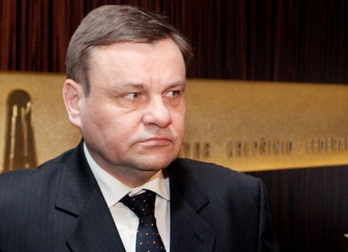 V.Gedvilas rinkimuose palaikė R.Kurtinaičio kandidatūrą (Fotodiena.lt)