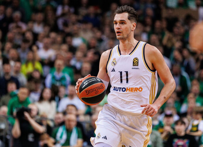 M.Hezonja iš rikiuotės išvedė liga (BNS nuotr.)