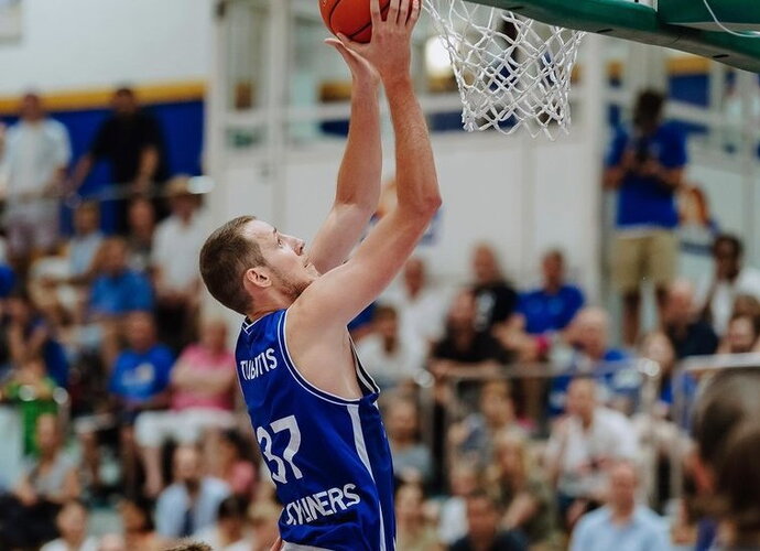 E.Tubutis pelnė 11 taškų