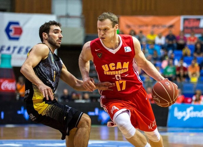 M.Pocius įmetė 15 taškų ir surinko 13 naudingumo balų