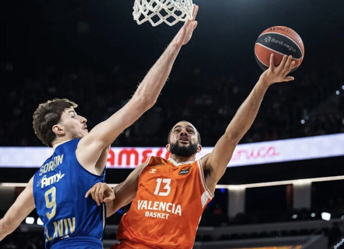 Valensijos ekpa turėjo gerai paplušėti (Euroleague.net)